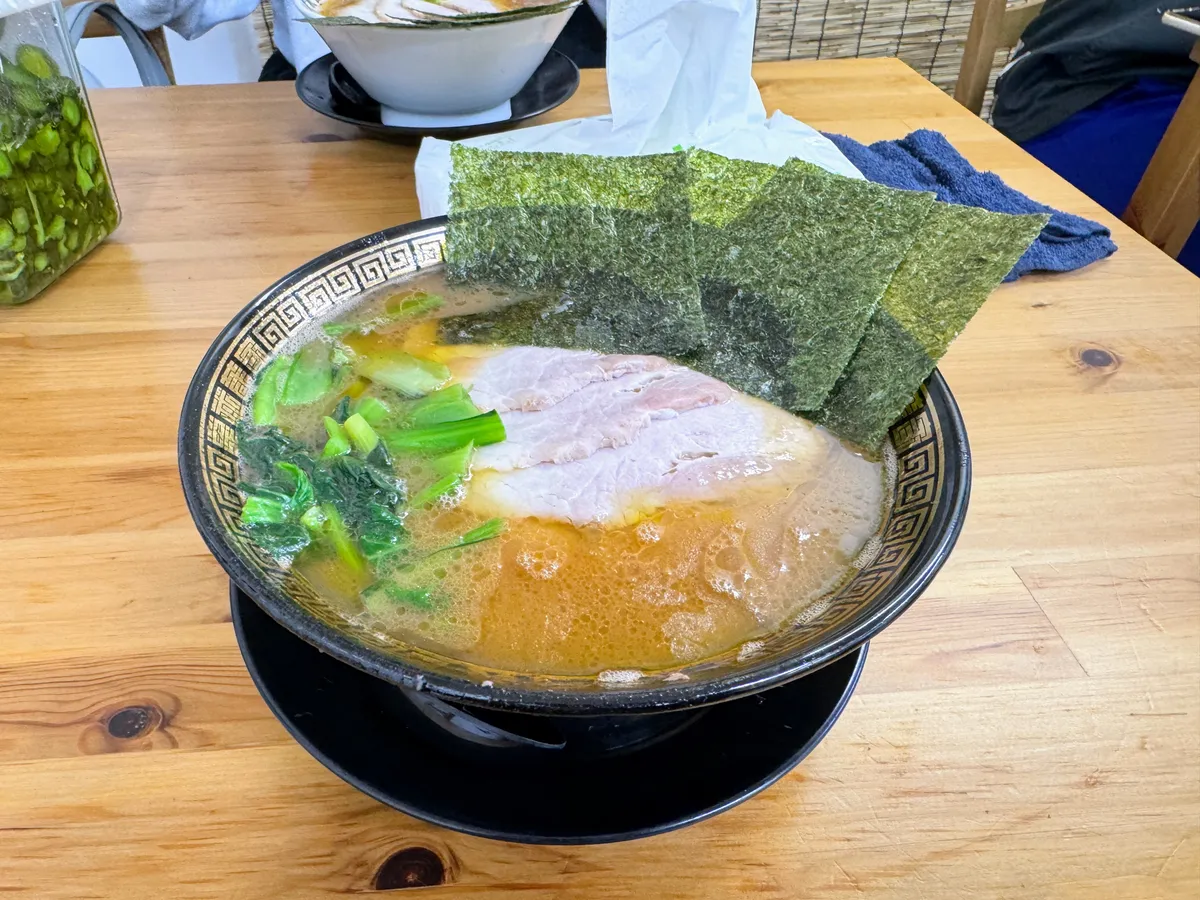 横浜ラーメン 裏武蔵家 西千葉本店
