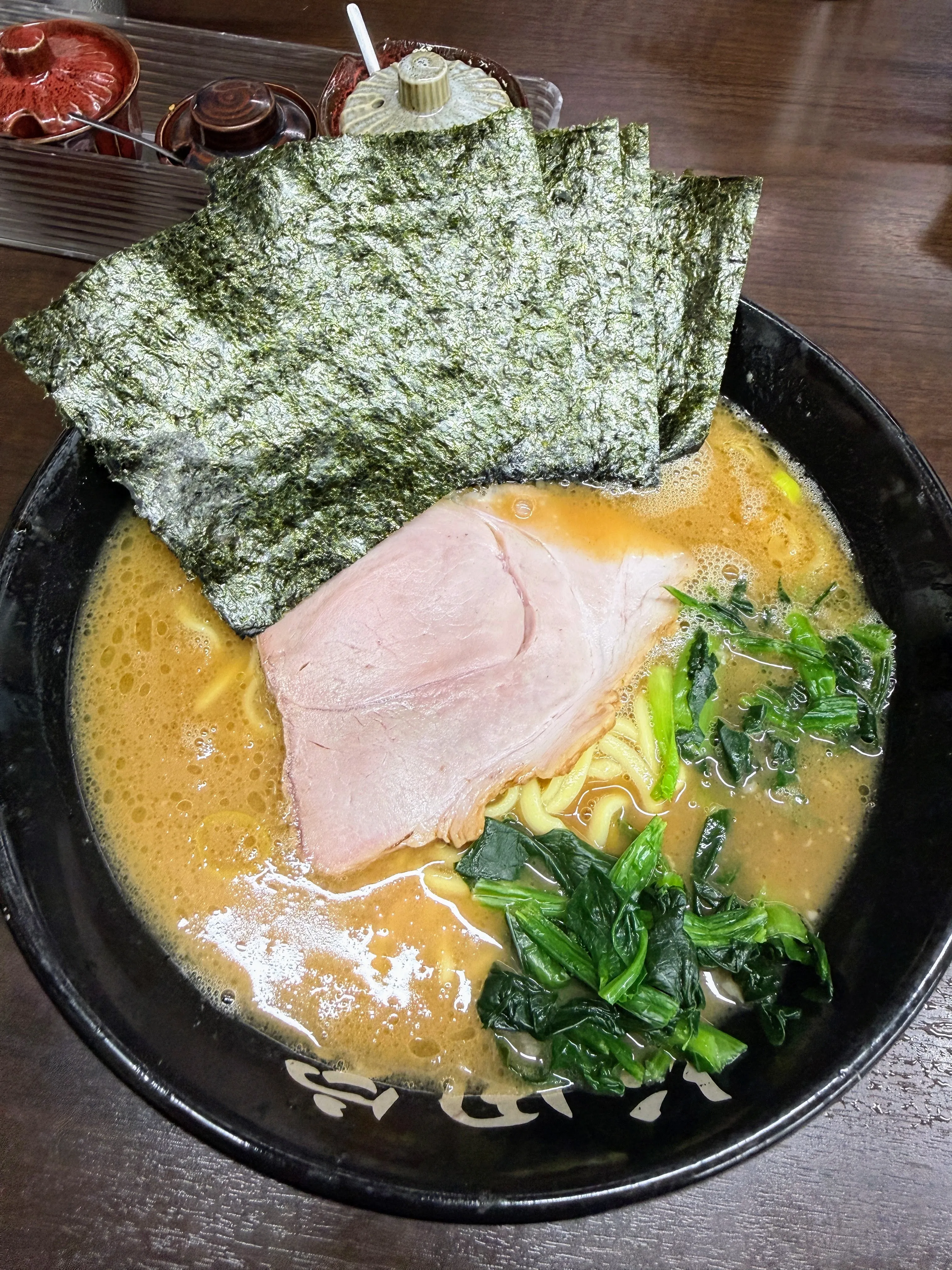杉田家のライス。紅生姜が添えられている